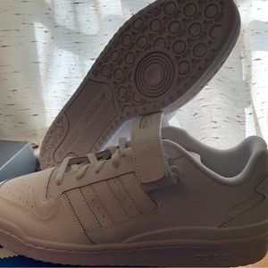Adidas low forum triple white size 12